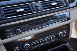2011款宝马535i