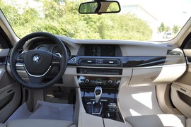 2011款宝马535i