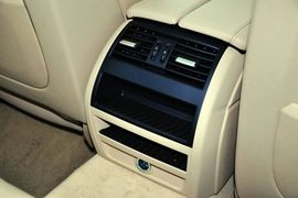 2011款宝马535i