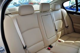 2011款宝马535i