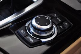 2011款宝马535i