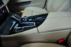 2011款宝马535i