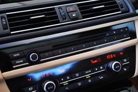 2011款宝马535i