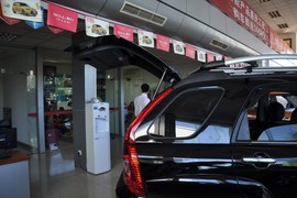 2011款起亚狮跑2.0GLS自动两驱型