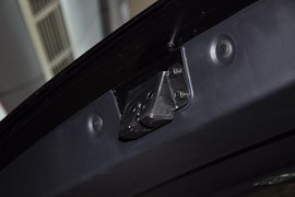 2011款起亚狮跑2.0GLS自动两驱型