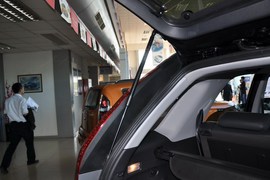 2011款起亚狮跑2.0GLS自动两驱型