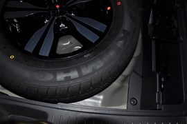 2011款起亚狮跑2.0GLS自动两驱型