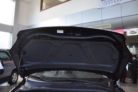 2011款起亚狮跑2.0GLS自动两驱型