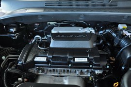 2011款起亚狮跑2.0GLS自动两驱型