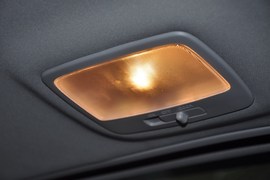 2011款起亚狮跑2.0GLS自动两驱型