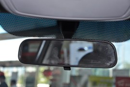 2011款起亚狮跑2.0GLS自动两驱型