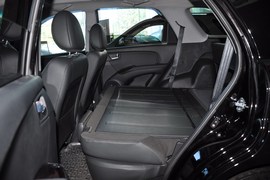 2011款起亚狮跑2.0GLS自动两驱型