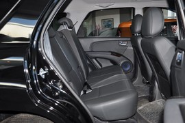 2011款起亚狮跑2.0GLS自动两驱型