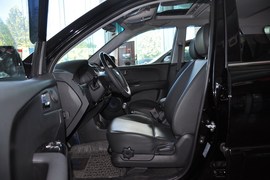 2011款起亚狮跑2.0GLS自动两驱型