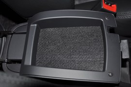 2011款起亚狮跑2.0GLS自动两驱型