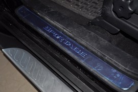 2011款起亚狮跑2.0GLS自动两驱型