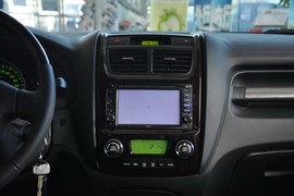 2011款起亚狮跑2.0GLS自动两驱型