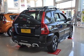 2011款起亚狮跑2.0GLS自动两驱型