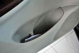 2011款一汽丰田卡罗拉2.0L