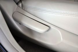 2011款一汽丰田卡罗拉2.0L