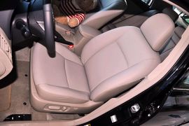 2011款一汽丰田卡罗拉2.0L