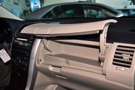 2011款一汽丰田卡罗拉2.0L