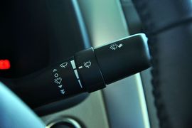 2011款一汽丰田卡罗拉2.0L