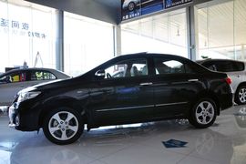 2011款一汽丰田卡罗拉2.0L