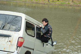 起亚K3泡水车真相实验室解读