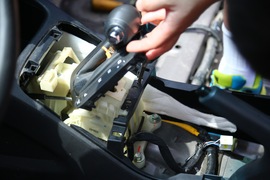 起亚K3涉水车真相实验室拆解