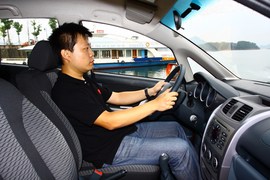 长安CX20试驾1.3L手动运动版