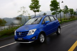 长安CX20试驾1.3L手动运动版