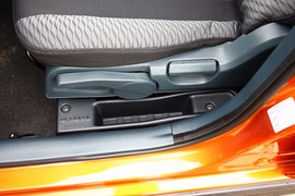 长安CX20试驾1.3L手动运动版