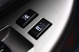 长安CX20试驾1.3L手动运动版
