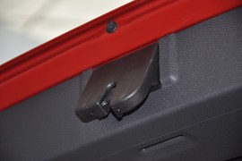 2011款一汽大众高尔夫1.6L自动舒适型