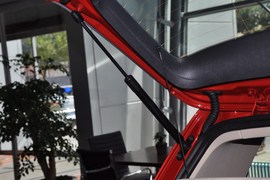 2011款一汽大众高尔夫1.6L自动舒适型