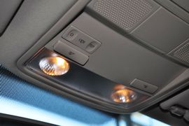 2011款一汽大众高尔夫1.6L自动舒适型