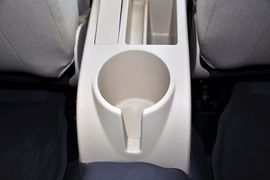 2011款一汽大众高尔夫1.6L自动舒适型