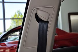 2011款一汽大众高尔夫1.6L自动舒适型