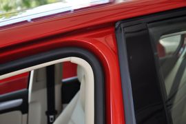 2011款一汽大众高尔夫1.6L自动舒适型
