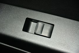 2016款丰田RAV4