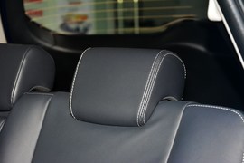 2016款丰田RAV4