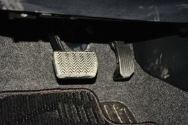 2016款丰田RAV4