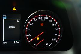 2016款丰田RAV4