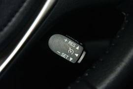 2016款丰田RAV4