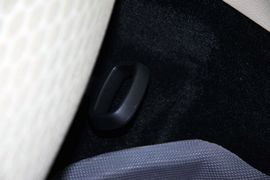 2011款一汽大众高尔夫1.6L自动舒适型