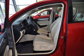2011款一汽大众高尔夫1.6L自动舒适型