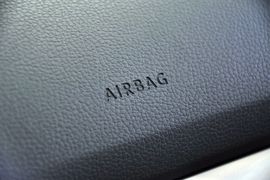 2011款一汽大众高尔夫1.6L自动舒适型