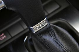 2011款一汽大众高尔夫1.6L自动舒适型