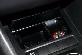 2011款一汽大众高尔夫1.6L自动舒适型